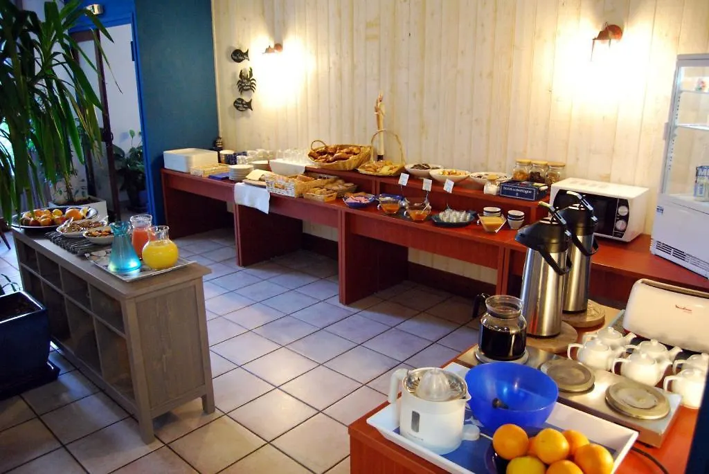 **  Le Bretagne - Hotel Douarnenez Francja